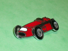 TB1A / Pin's / Broche / Automobile , Voiture - Car Racing - F1