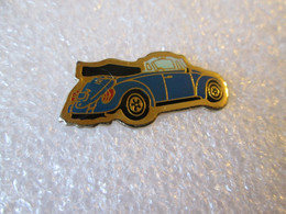 PIN'S    VOLKSWAGEN  COCCINELLE  CABRIOLET - Volkswagen