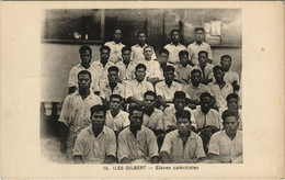 PC KIRIBATI, ILES GILBERT, ELÉVES CATÉCHISTES, Vintage Postcard (b29078) - Kiribati