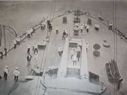 PHOTO  PONT AVANT DU MIKASA DE LA FLOTTE JAPONAISE 1905 - Bateaux