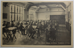 THE GREEN SCHOOL FOR GIRLS, ISLEWORTH Art Room - Middlesex