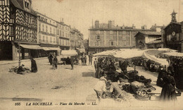 LA ROCHELLE PLACE DU MARCHE - La Rochelle