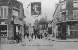 Rue De La Levrette - Courtenay