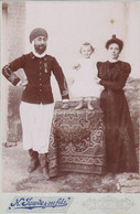 Algérie Tlemcen Photographie Ancienne N. Jouve Et Ses Fils16,5 X 10,5 3 Militaire Avec Femme Et Enfant - Personas Anónimos