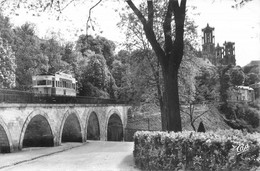 Laon - Le Pont Viaduc Et La Cathédrale - Tram Tramway - Laon