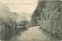 St Pierre D'entremont - La Route Du Village - Environs De La Chartreuse - Saint-Pierre-d'Entremont