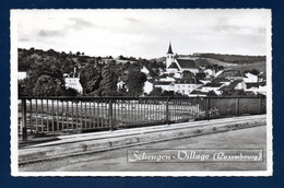 Schengen ( Remich). Schengen-Village. Panorama Avec L'église Saint-Sauveur. - Remich