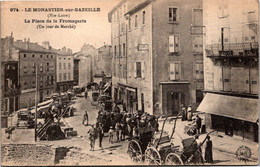 43 Le Monastier Sur Gazeille  - La Place De La Fromagerie - Un Jour De Marché - Retournac