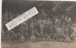 ISCHES - Un Groupe Qui Pose Le 5 Juin 1908 ( Carte Photo ) - Autres & Non Classés