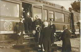 Armand FALLIERES Descendant D'un Train , Carte Photo Non Localisée, 1911 , µ - Personaggi