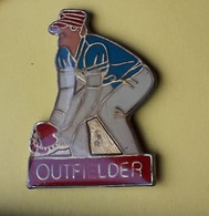 DD439 Pin's Joueur De Baseball OUTFIEDER Achat Immédiat - Baseball