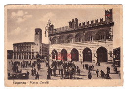 PLASENCIA (ITALIA) ♦ PIAZZA CAVALLI ♦ CIRCULADA EN 1943 - Piacenza