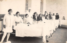 CPA 62 BERCK SUR MER CARTE PHOTO SANATORIUM DE L'OISE CHAMBRE INTERIEUR ( Tous Les Noms Des Filles Au Verso - Berck