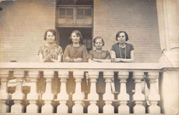 CPA 62 BERCK SUR MER CARTE PHOTO SANATORIUM DE L'OISE SUR LE BALCON (PHOTO GOUBERT Au Verso - Berck