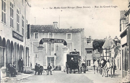 Carte Postale - La Mothe-St-Héray, Rue Du Grand-Logis - La Mothe Saint Heray