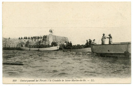 Saint-Martin De Ré.embarquement Des Forçats En Partance Colonies Pénitentiaires De Guyane Et De Nouvelle-Calédonie. - Prigione E Prigionieri