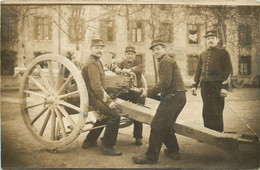 CARTE PHOTO MILITAIRE  Materiel     ( A Identifier ) - Matériel