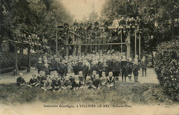 Villiers Le Bel * La Pension Institution GUERBIGNY Guerbigny * Enfants - Villiers Le Bel