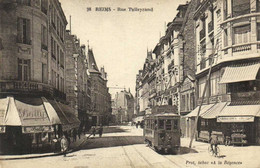REIMS  Rue Talleyrand Commerces Tram RV - Reims