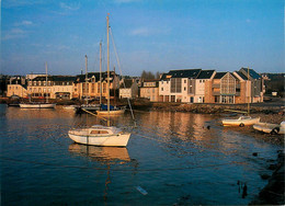 Camaret Sur Mer * Les Hôtels Restaurants , Le Fond Du Port - Camaret-sur-Mer