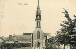 Plouha * Vue Sur L'église Du Village - Plouha