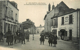 Bouguenais * Les Couëts * La Place Et La Route De Bouguenais * Près Nantes * Café De La Place * Militaires - Bouguenais
