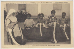 99-3260 - Carte Postale - DAHOMEY - Agoué - Jeunes Filles Noires Faisant La Dentelle Au Fuseau - Dahomey
