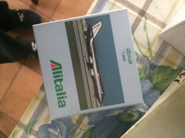 STUPENDO MODELLINO SCABAK 1:600 BOEING 747 ALITALIA BACI PERUGINA - Non Classés