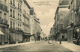 Troyes * La Rue émile Zola * Ancienne Rue Notre Dame * Enseigne Compagnie Du Gaz - Troyes