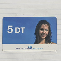 TUNISIA-(TN-TTL-REF-0032A)-GIRL1-(97)-(023-138-2768-7341)-(11/98)-(look From Out Side Card-BARCODE)-used Card - Tunisia
