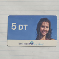 TUNISIA-(TN-TTL-REF-0032C)-GIRL1-(105)-(805-479-0469-2166)-(11/98)-(look From Out Side Card-BARCODE)-used Card - Tunisia