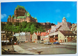 QUEBEC - Le Château Fontenac Dominant La Vieille Basse Ville - Dont La Maison Chevalier - Québec - Château Frontenac