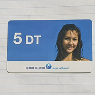 TUNISIA-(TN-TTL-REF-0032H)-GIRL1-(109)-(005-424-6969-9084)-(11/98)-(look From Out Side Card-BARCODE)-used Card - Tunisie