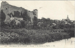 86  Gencay  -     Le Chateau   Et L'eglise - Gencay