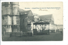 Nivelles Grand'Place Et Coin De L'Eglise Sainte Gertrude ( Publicité Sunlight ) - Nivelles