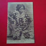 DOUALA FEMME INDIGENE - Cameroon