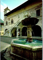 22323 - Italien - Venzone , Il Municipio , Das Rathaus , Brunnen - Udine