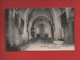 CPA -  Bonnieux  - Intérieur De La Vieille église -(Monument Classée) - Bonnieux