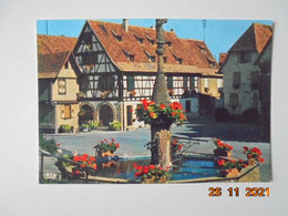 Dambach La Ville. Fontaine Fleurie. Iris La Cigogne 67.084.28 A1 - Dambach-la-ville