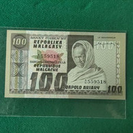 MADAGASCAR 100 Francs 1974 - Madagascar