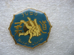 Pin's Du Judo Club De BALDERSHEIM (Dépt 68) - Judo