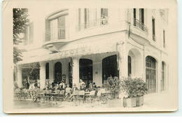 Carte Photo REIMS - Terrasse Du Café Le Gaulois - Angle De La Rue Condorcet Et Place Drouet D'Erlon - Reims