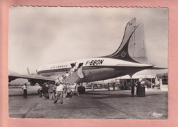 OLD POSTCARD -   1954 - AVIATION - AIR FRANCE - AEROPORT DE MARIGNANE  - DC4 - Aerodromi
