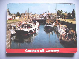 Nederland Holland Pays Bas Lemmer Met Veel Boten Bij Elkaar - Lemmer