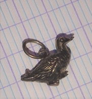 Pendentif Breloque CANARD  Argent ?  Ancien Poinçon 63 - Pendentifs