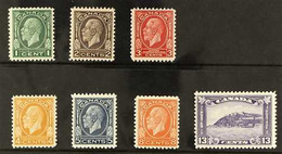 1932-33 "Medallion" Issue Definitives Complete Set, SG 319/325 Or Unitrade 195/201, Fine Never Hinged Mint. (7 Stamps) F - Altri & Non Classificati