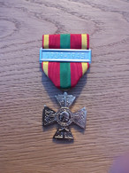 Medaille Croix Du Combattant Volontaire - 1939-45