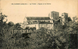 Clisson * Vue Sur L'église De La Trinité Et Le Cloître - Clisson