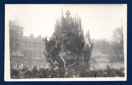 75. Paris, Place De La Concorde. Carte-photo Statue De Lille Ornée De Drapeaux. Cérémonies D'Octobre Et Novembre 1918 - Piazze