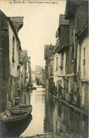 Les Ponts De Cé * Carte Photo * Inondations Crue De Mars 1904 * Une Rue Du Village * Villageois - Les Ponts De Ce